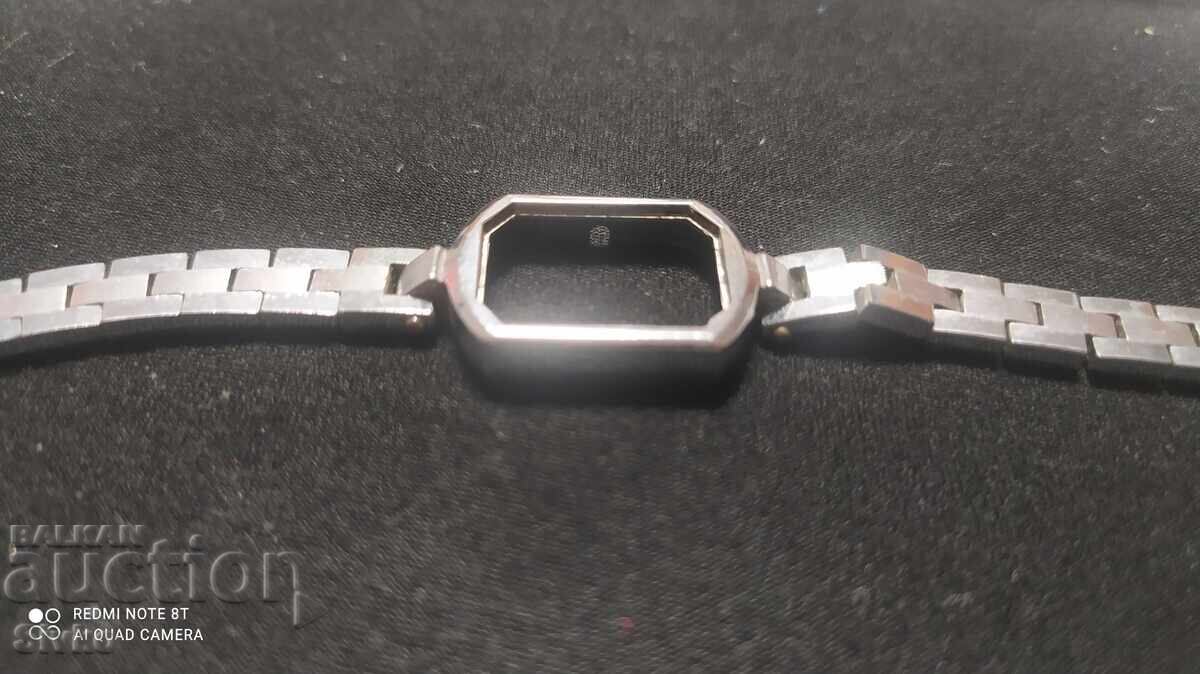 Ceas curea metalică cu carcasă, de damă