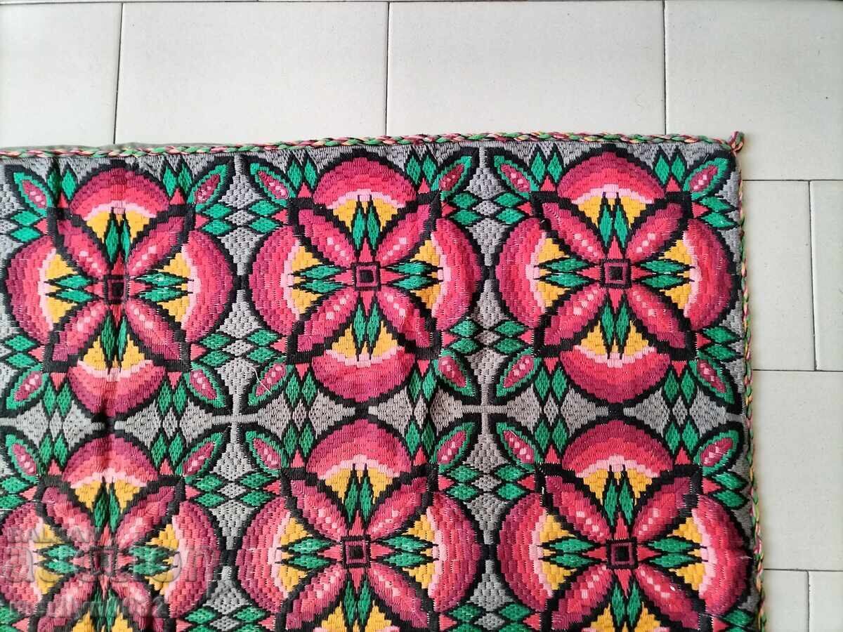 Δημοπρασία Παλιό χειροποίητο υφαντό χαλί τοίχου 133/80 εκ. χαλί μοκέτα