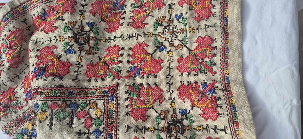 Δημοπρασία Κάλυμμα - Βουλγαρικά Λαϊκά Κεντήματα