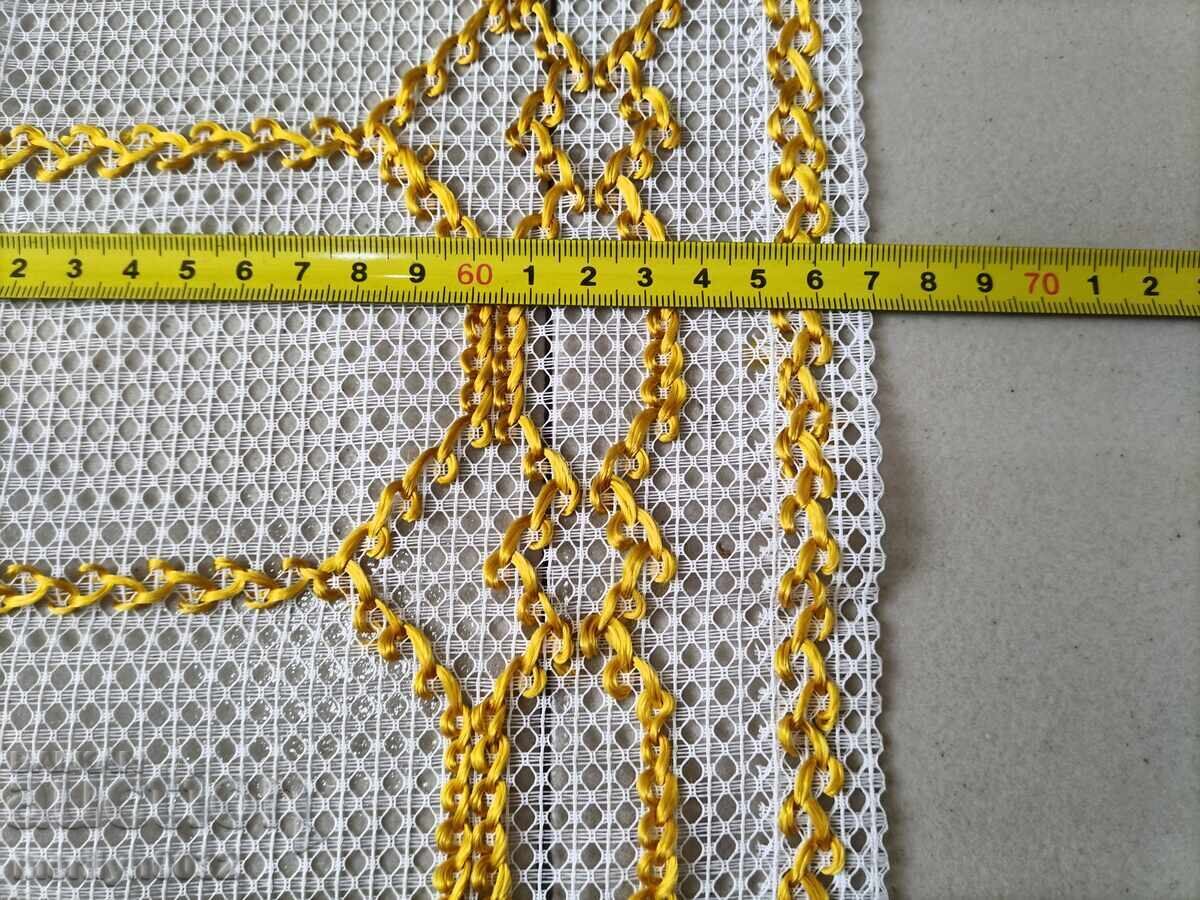 Παλιό καρό με κέντημα, τούλι - 6 Παλιό καρό με κέντημα, τούλι - 6