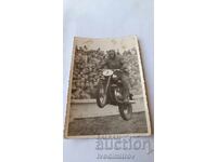 Φωτογραφία Αθλητή Μηχανοκίνητου Αθλητισμού με Αριθμό 7