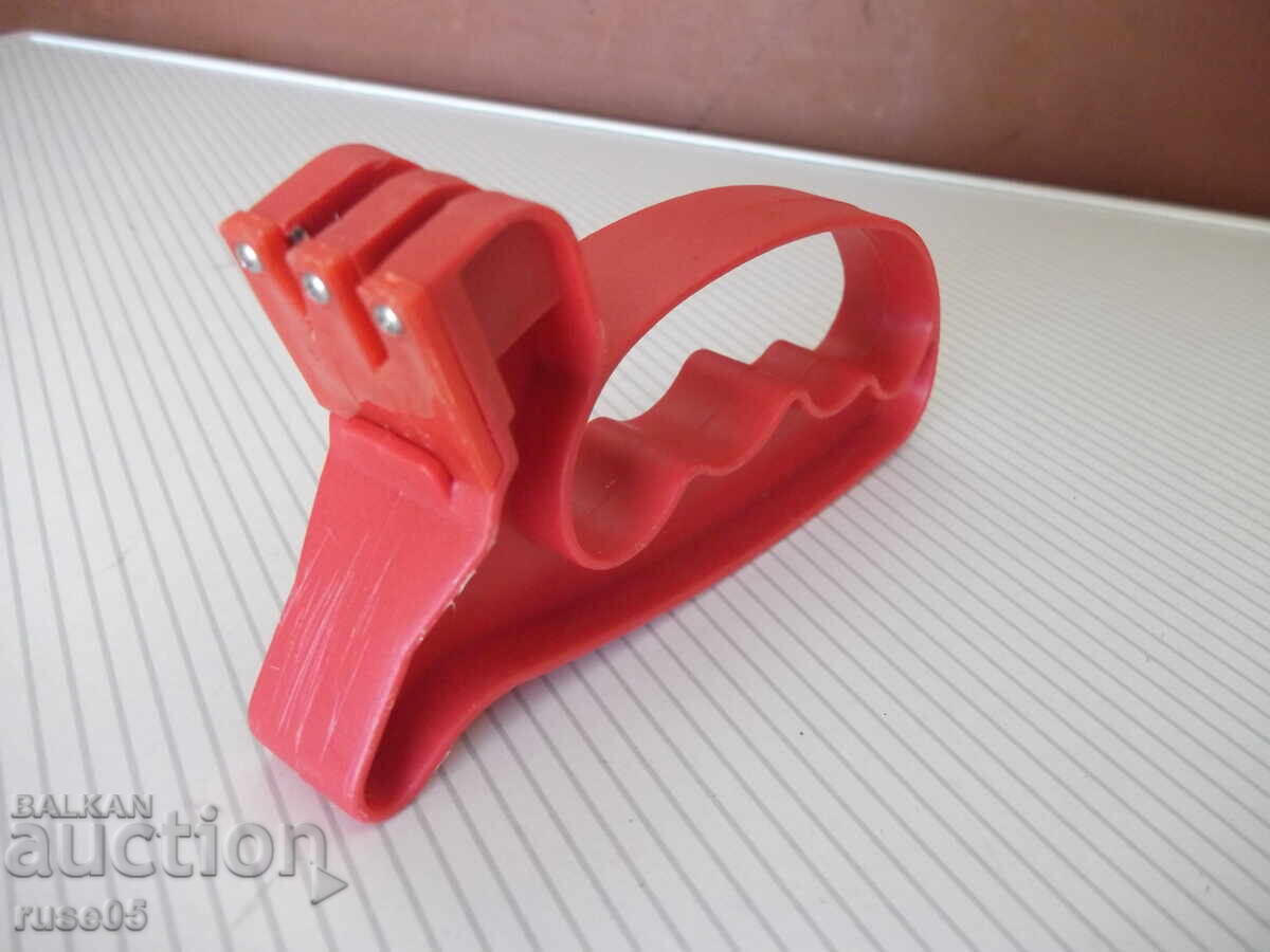 Knife sharpener for knives, scissors and others Knife sharpener for knives, scissors and others