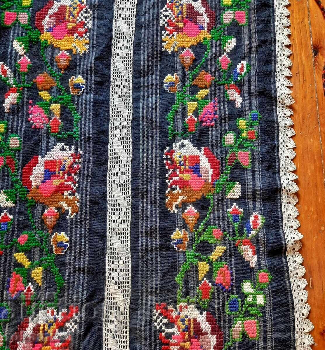 Authentic apron, Neofit Rilski village, Vetrino municipality, Varna region - 5