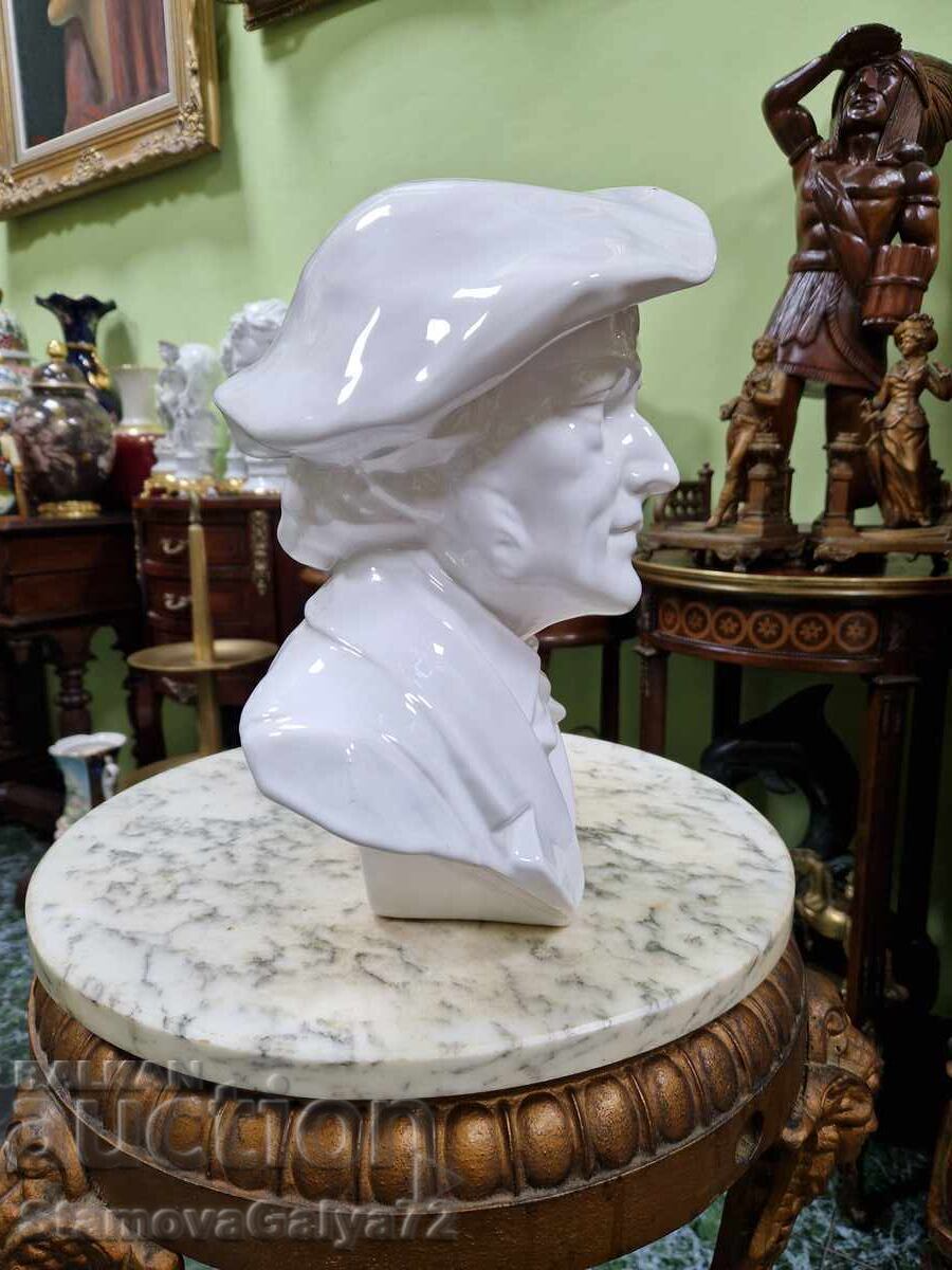 Livrarea Bust antic din porțelan de colecție, superb Livrarea Bust antic din porțelan de colecție, superb