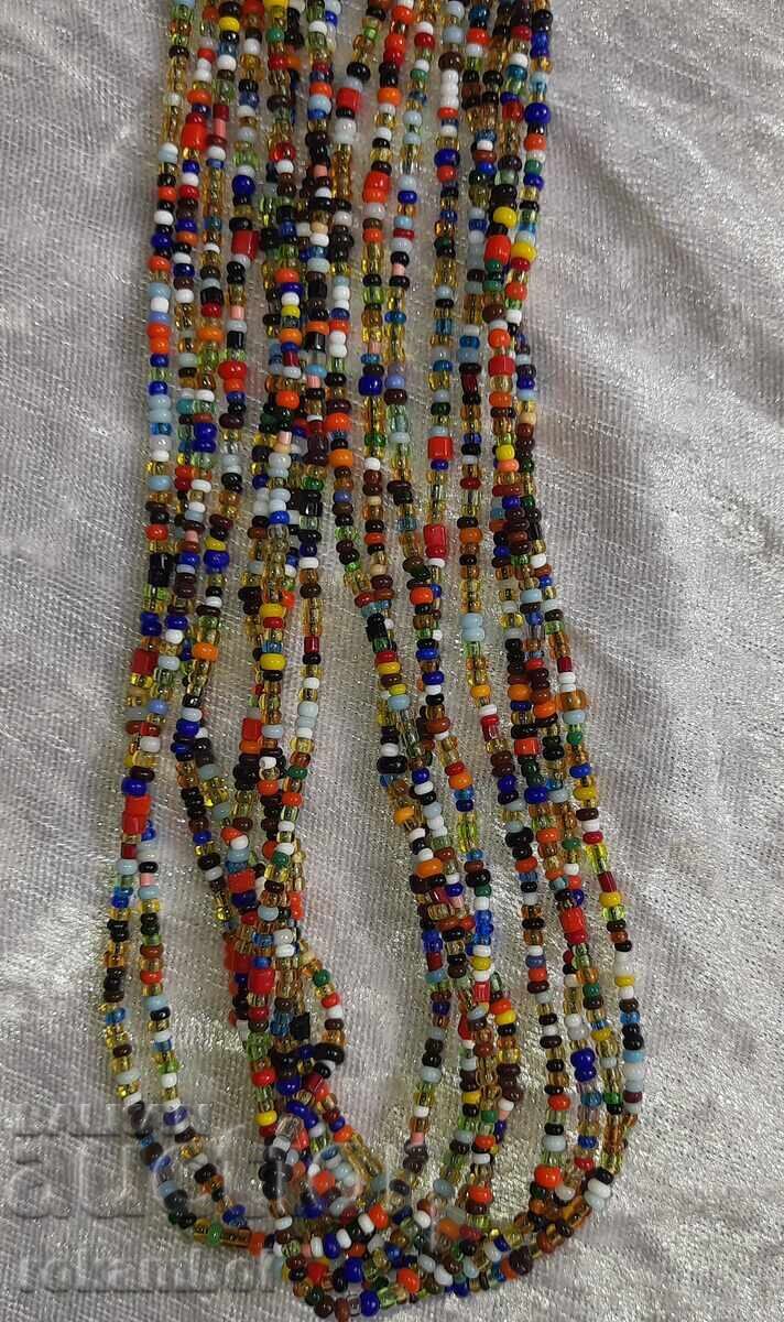 Παράδοση Παλαιό κόσμημα από χάντρες Παράδοση Παλαιό κόσμημα από χάντρες