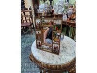 Oglindă antică veche și minunată, pictată manual