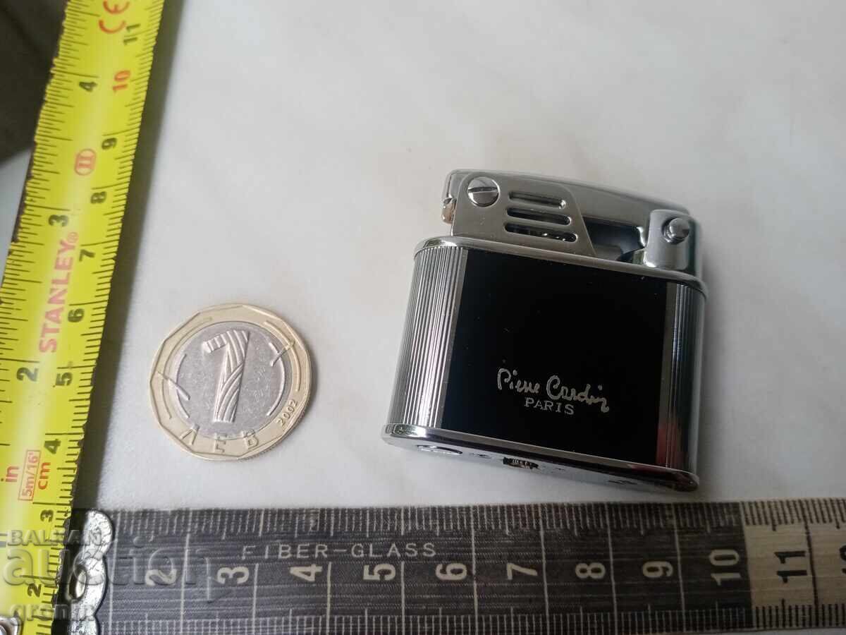 Παράδοση Αναπτήρας Pierre Cardin Paris, Πιερ Καρντέν, Παρίσι