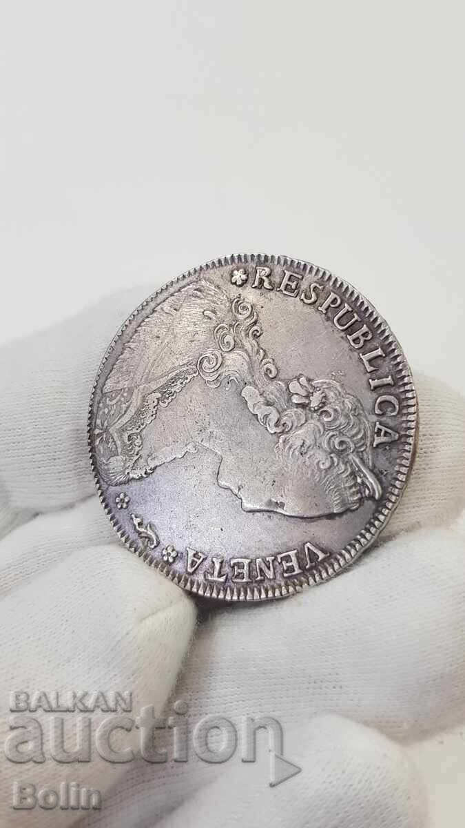 Monedă rară de argint Taler Veneția Italia 1795 - 7 Monedă rară de argint Taler Veneția Italia 1795 - 7