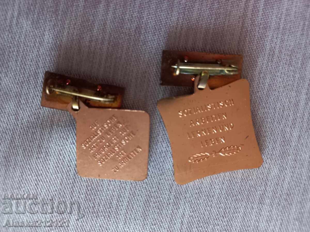 Badges from the GDR with price 3.00 BGN | € 1.53 Badges from the GDR with price 3.00 BGN | € 1.53