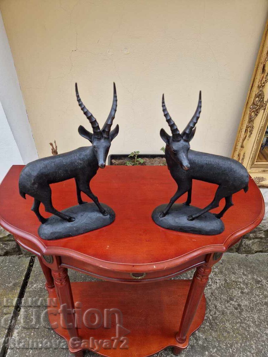 Pair of great antique collectible wooden figures with price 298.00 BGN | € 152.36