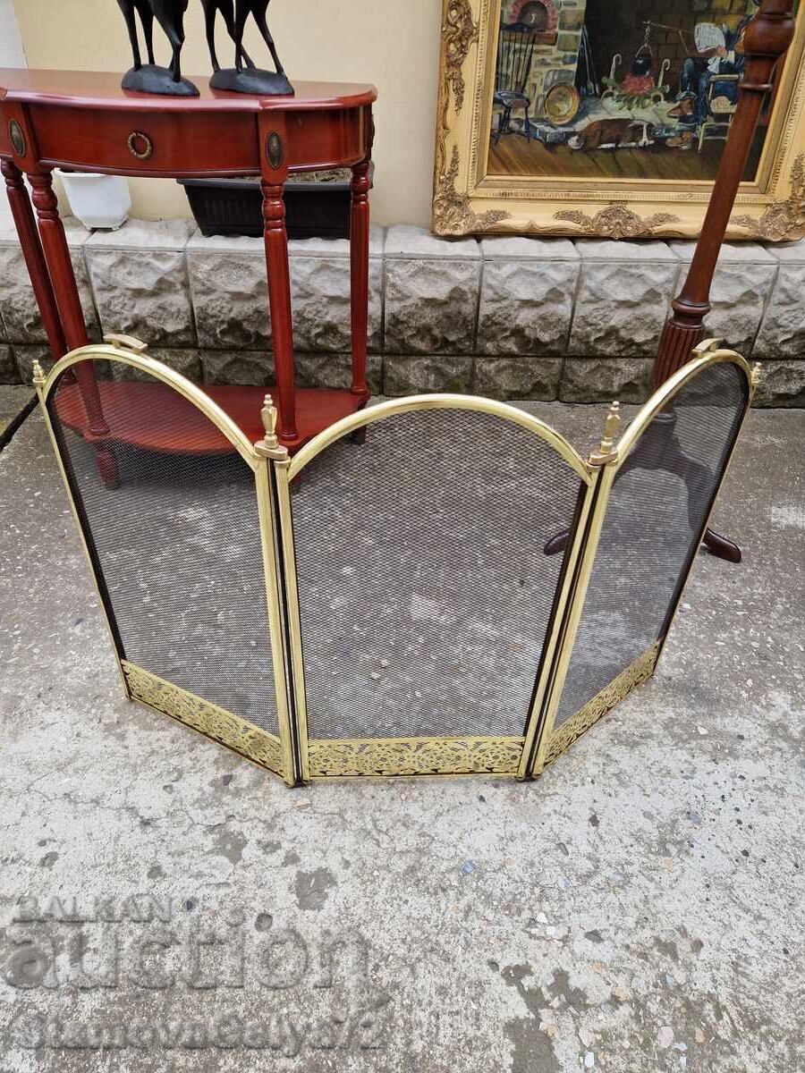 Αντίκα αγγλική σχάρα τζακιού με τιμή € 101.24 | 198.01 BGN