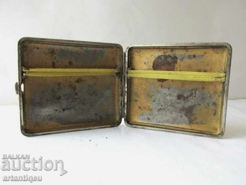 German Officer's Cigarette Case from 1940, WWII with price 40.00 BGN | € 20.45 German Officer's Cigarette Case from 1940, WWII with price 40.00 BGN | € 20.45