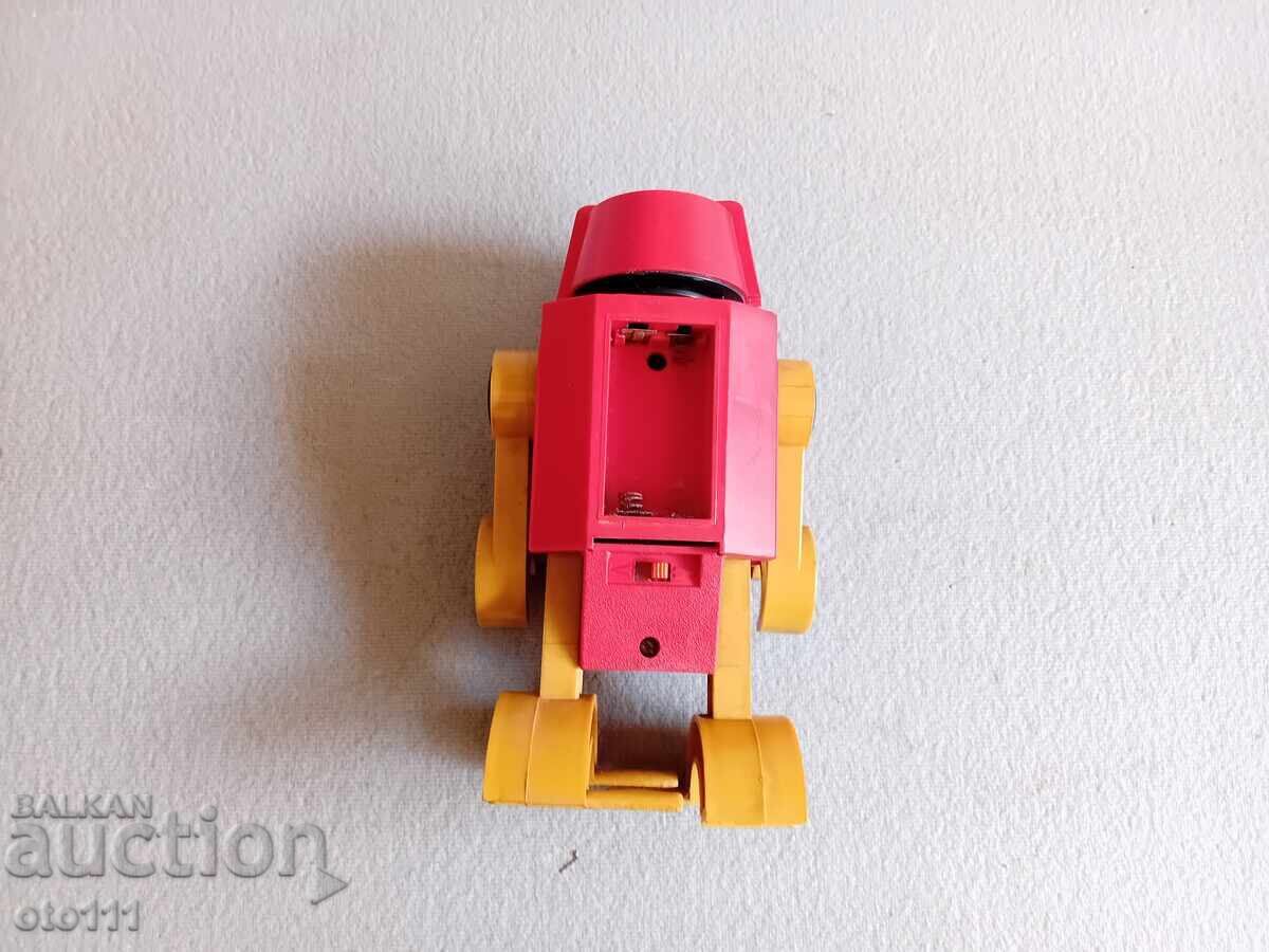 Auction  OLD TOY - ROBOT