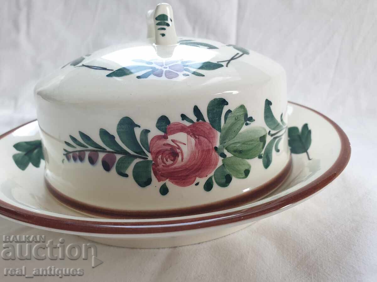 Аукцион Порцеланов съд за масло Аукцион Порцеланов съд за масло