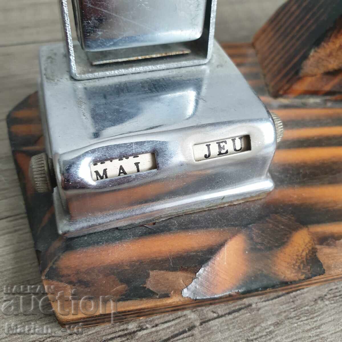 Calendar mecanic vechi și termometru - 6 Calendar mecanic vechi și termometru - 6