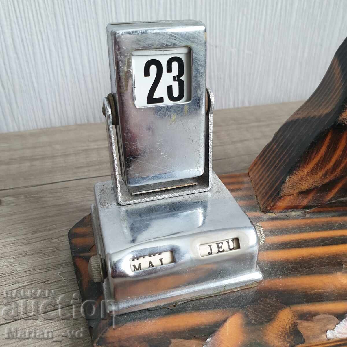 Calendar mecanic vechi și termometru - 7 Calendar mecanic vechi și termometru - 7