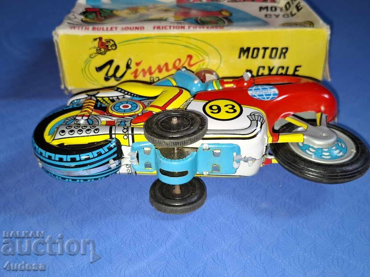 Made in India ламаринен мотор Winner Motor Cycle 1973 с цена 75.00 лв. | € 38.35