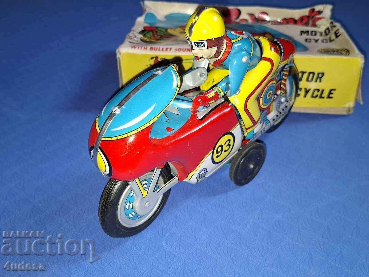 Made in India ламаринен мотор Winner Motor Cycle 1973