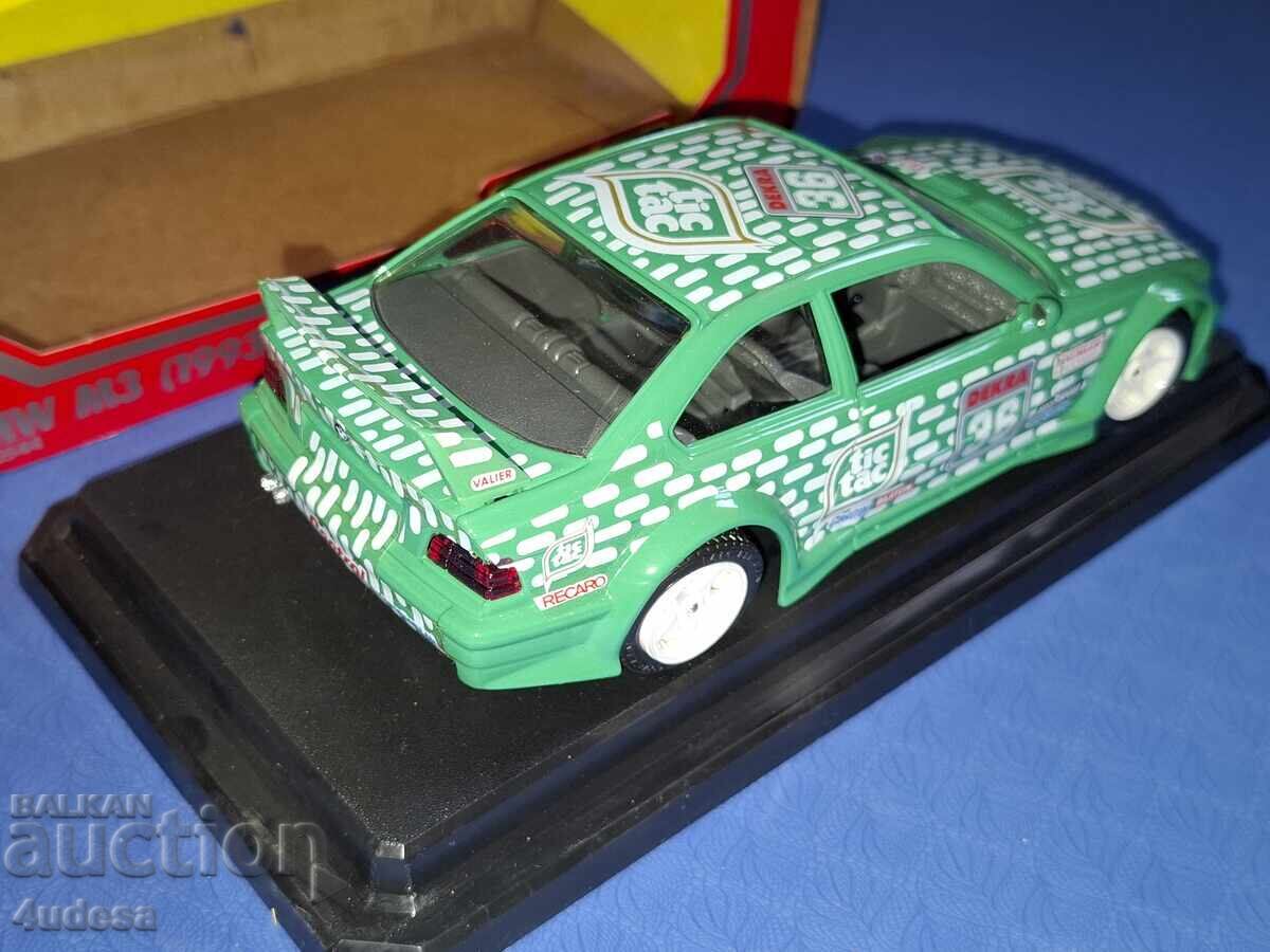 Delivery of Made in Italy Burago BMW M3 1:24 from 1993 Delivery of Made in Italy Burago BMW M3 1:24 from 1993