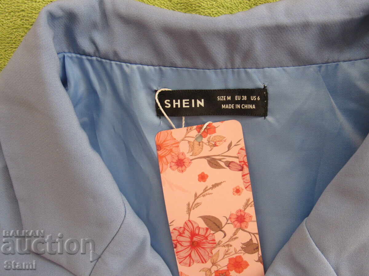 Дамски елек в млечно син цвят размер 38/М, нов с цена 9.00 лв. | € 4.60