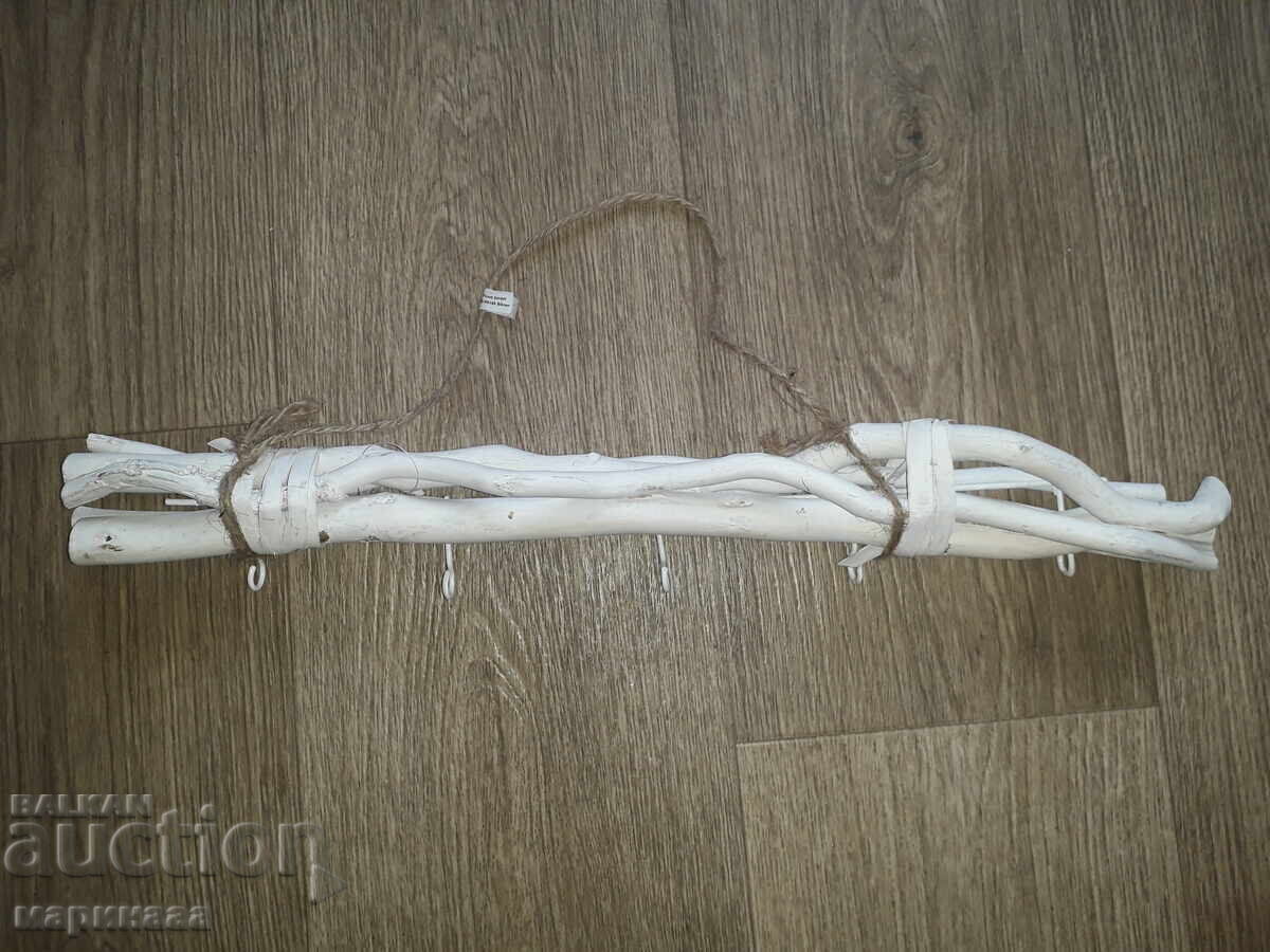 NEW HANGER