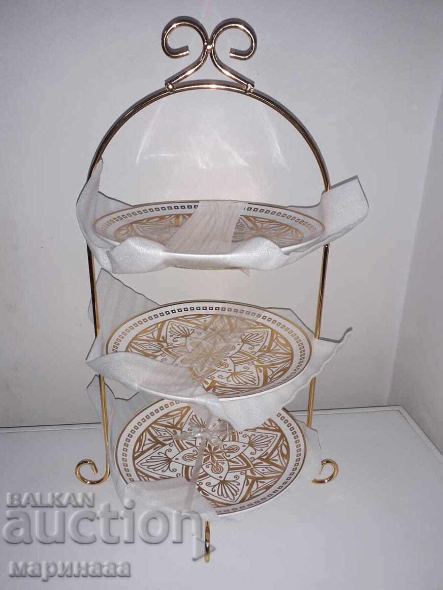 NEW ARRIVAL 3 LEVELS. PORCELAIN WITH GOLD PLATING with price 25.00 BGN | € 12.78