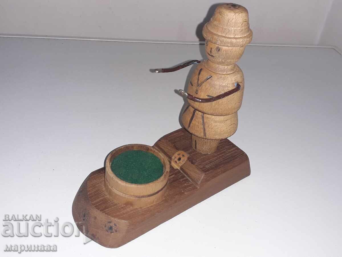 OLD CANDLEHOLDER. WOOD - 5 OLD CANDLEHOLDER. WOOD - 5