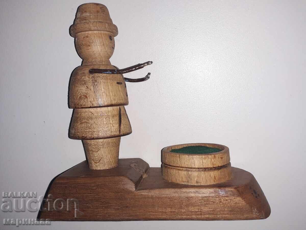 OLD CANDLEHOLDER. WOOD OLD CANDLEHOLDER. WOOD