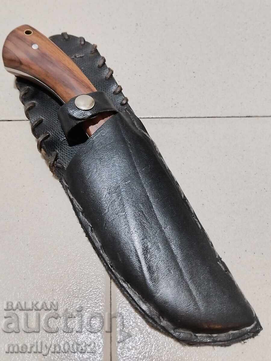 Delivery of Hunting knife with sheath for skinning