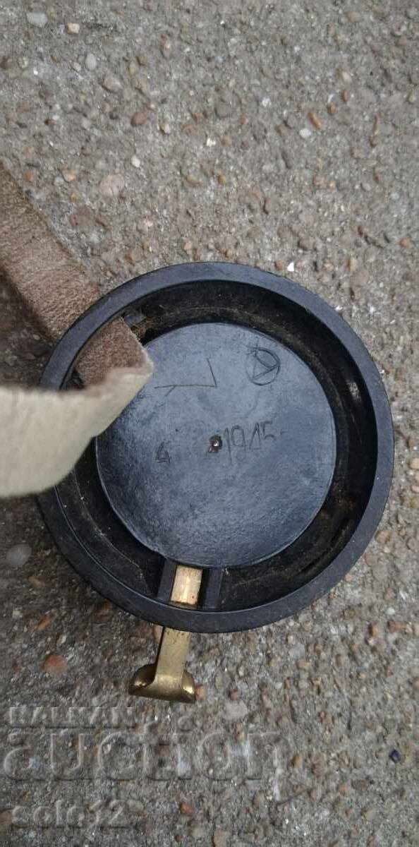 Delivery of Old military compass.