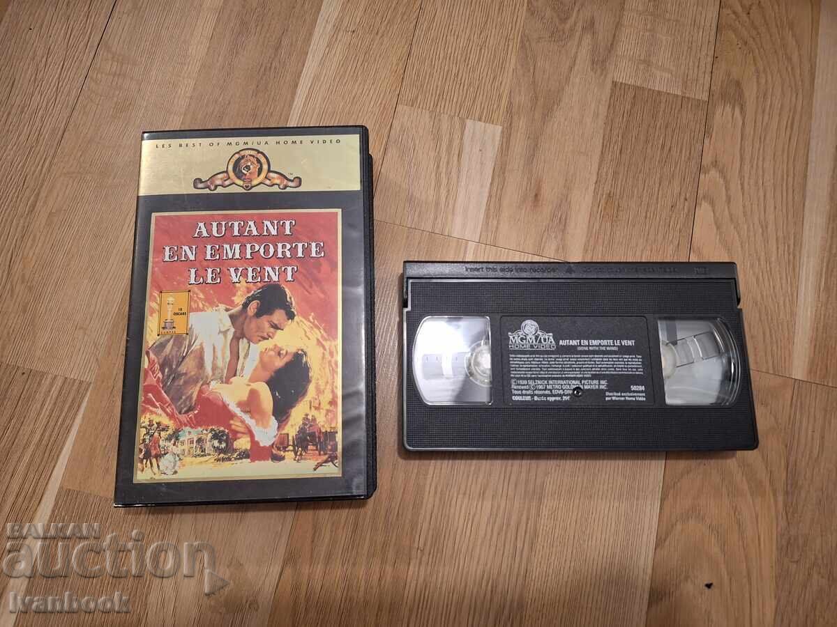 Caseta video VHS - Pe aripile vântului Caseta video VHS - Pe aripile vântului