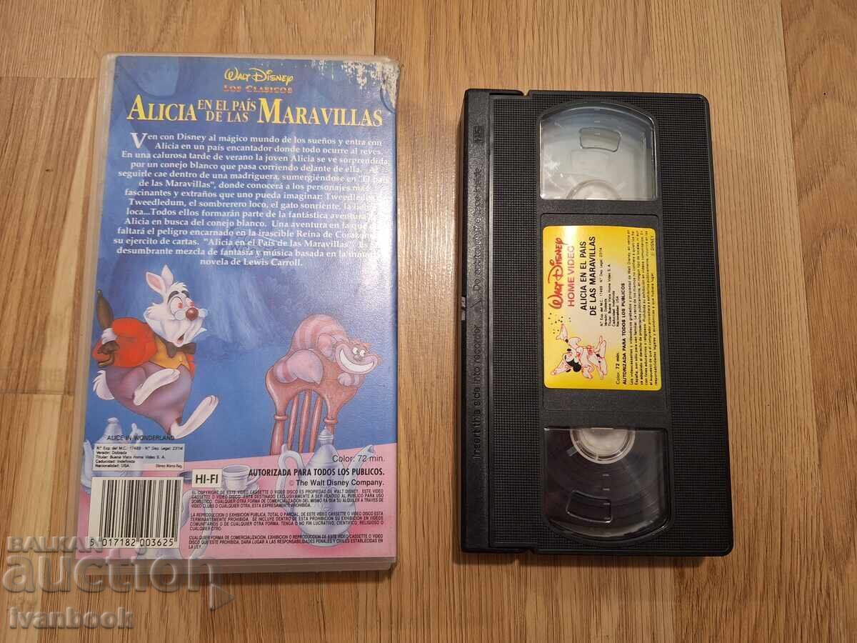 Licitație Casetă video VHS - Animație Alice în Țara Minunilor