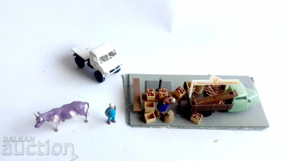 HO scale train set diorama - 5