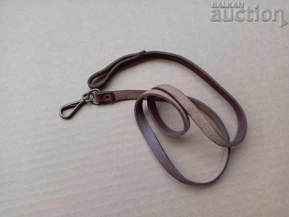 Δερμάτινο λουράκι με μπρούτζινη καραμπίνα για πιστόλι ρεβόλβερ WW1