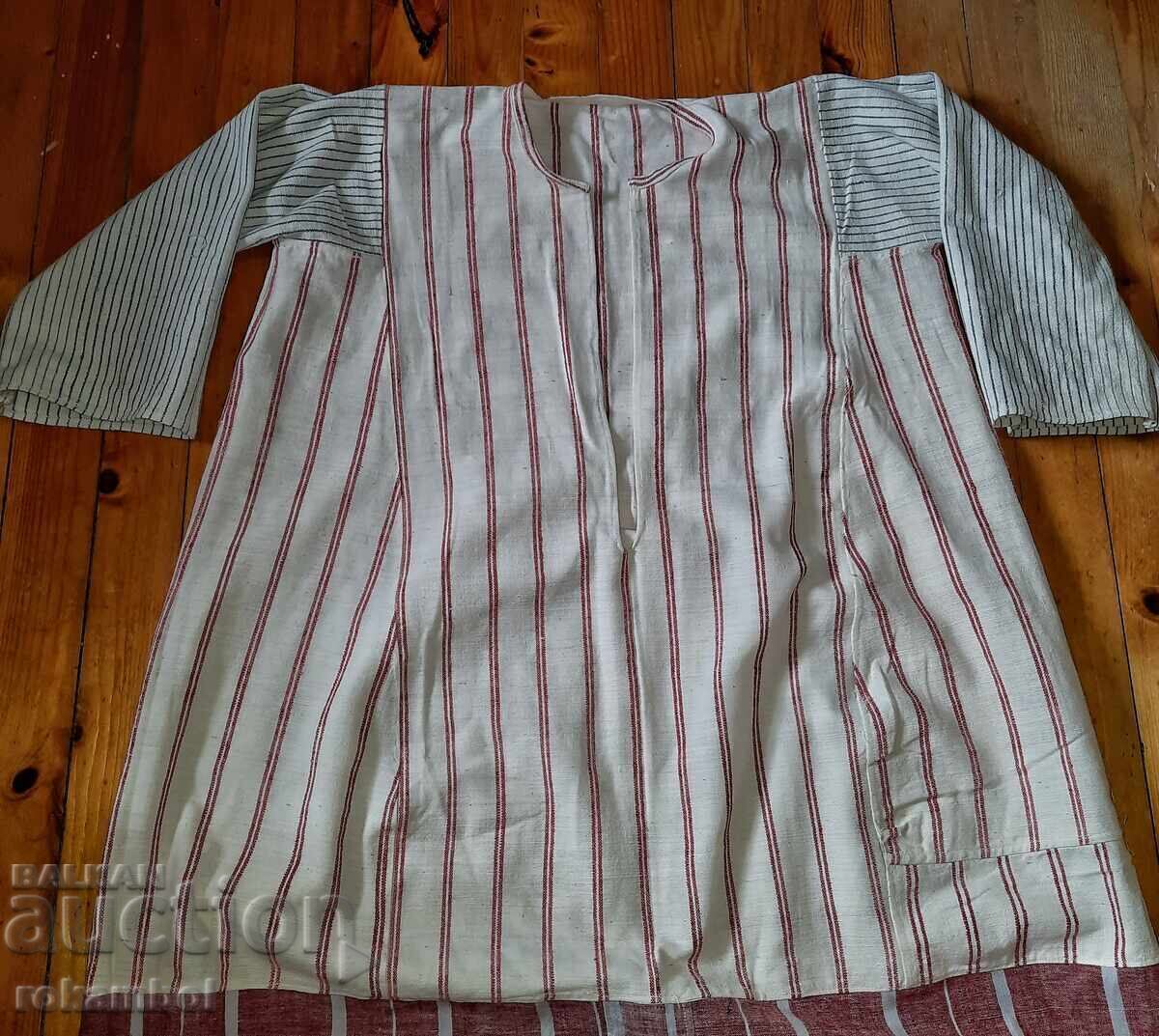 Licitație Cămașă autentică pentru costum tradițional tracic