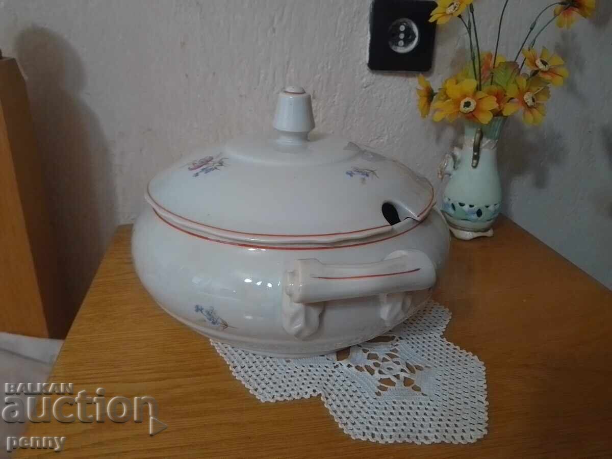 Delivery of Bulgarian porcelain soup tureen