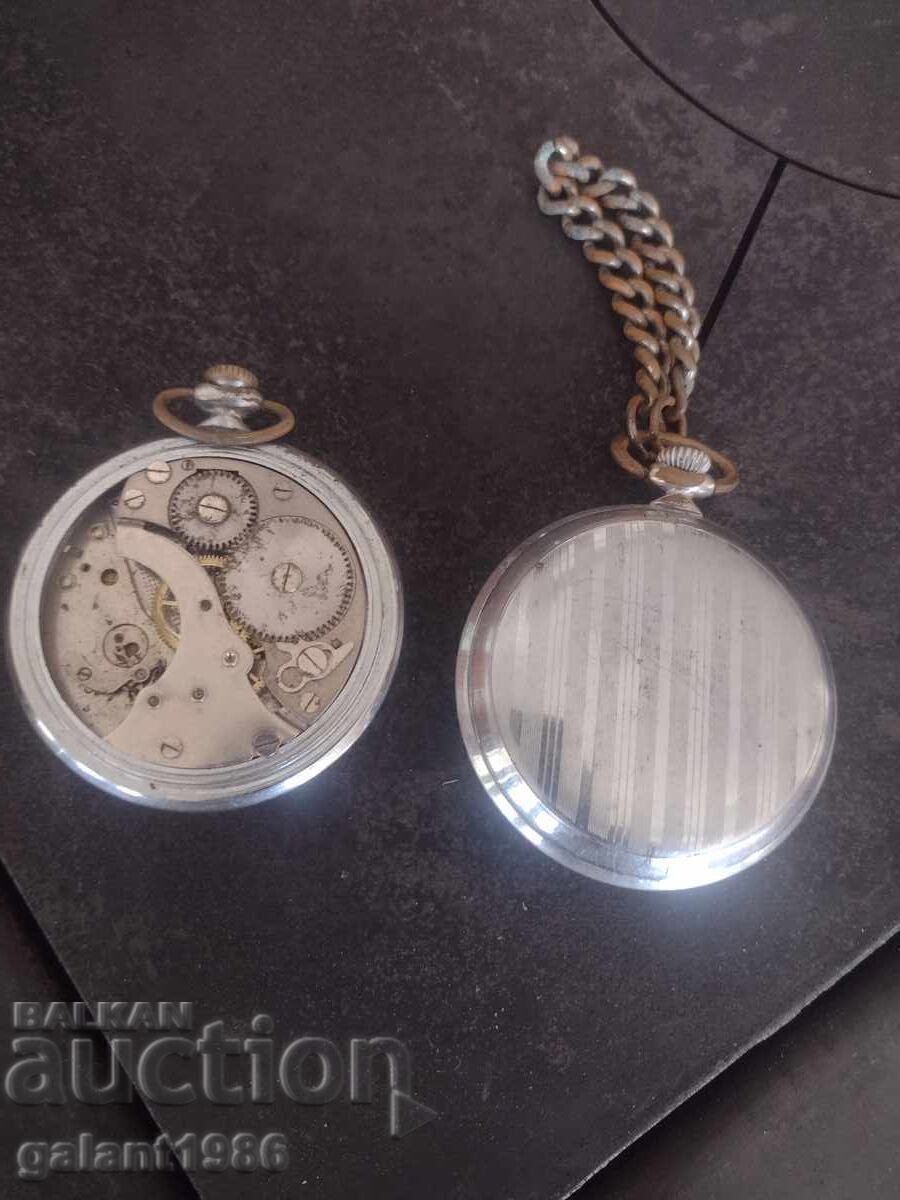 Old clocks with price 15.00 BGN | € 7.67 Old clocks with price 15.00 BGN | € 7.67