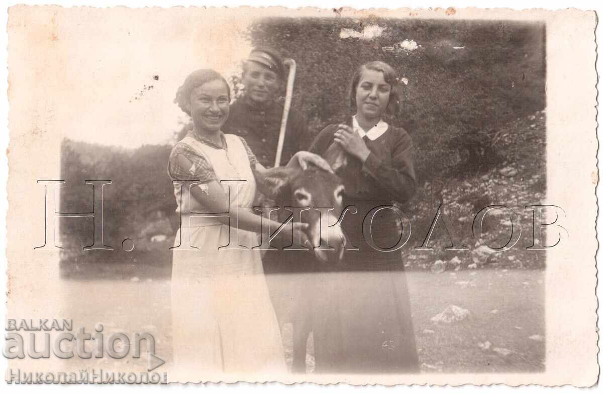 1934 СТАРА СНИМКА БАНКЕТ С МАГАРЕ Д943 1934 СТАРА СНИМКА БАНКЕТ С МАГАРЕ Д943