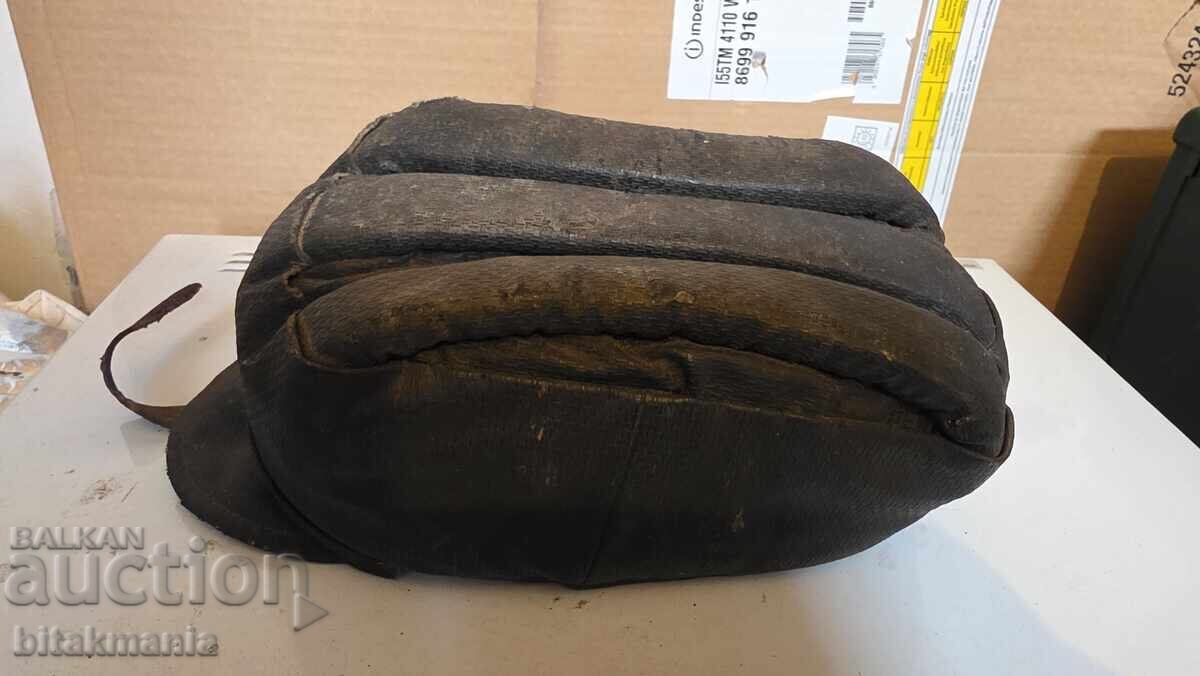 Στάρ μηχανόβιος κράνος - δερμάτινο με τιμή 50.00 BGN | € 25.56