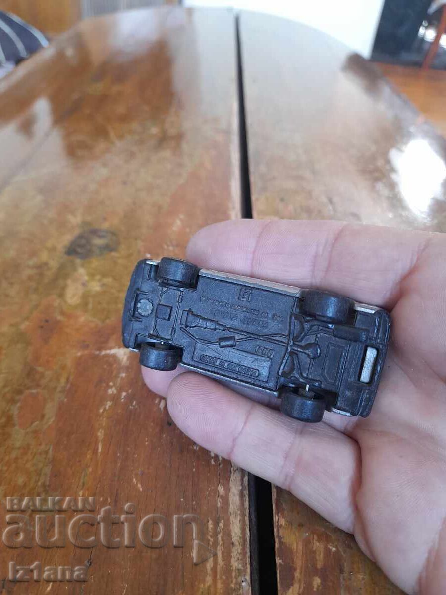 Παλιό αυτοκίνητο, Toyota Supra - 6