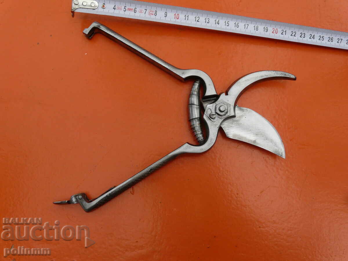 Γερμανικό κλαδευτήρι - 15 με τιμή 60.00 BGN | € 30.68