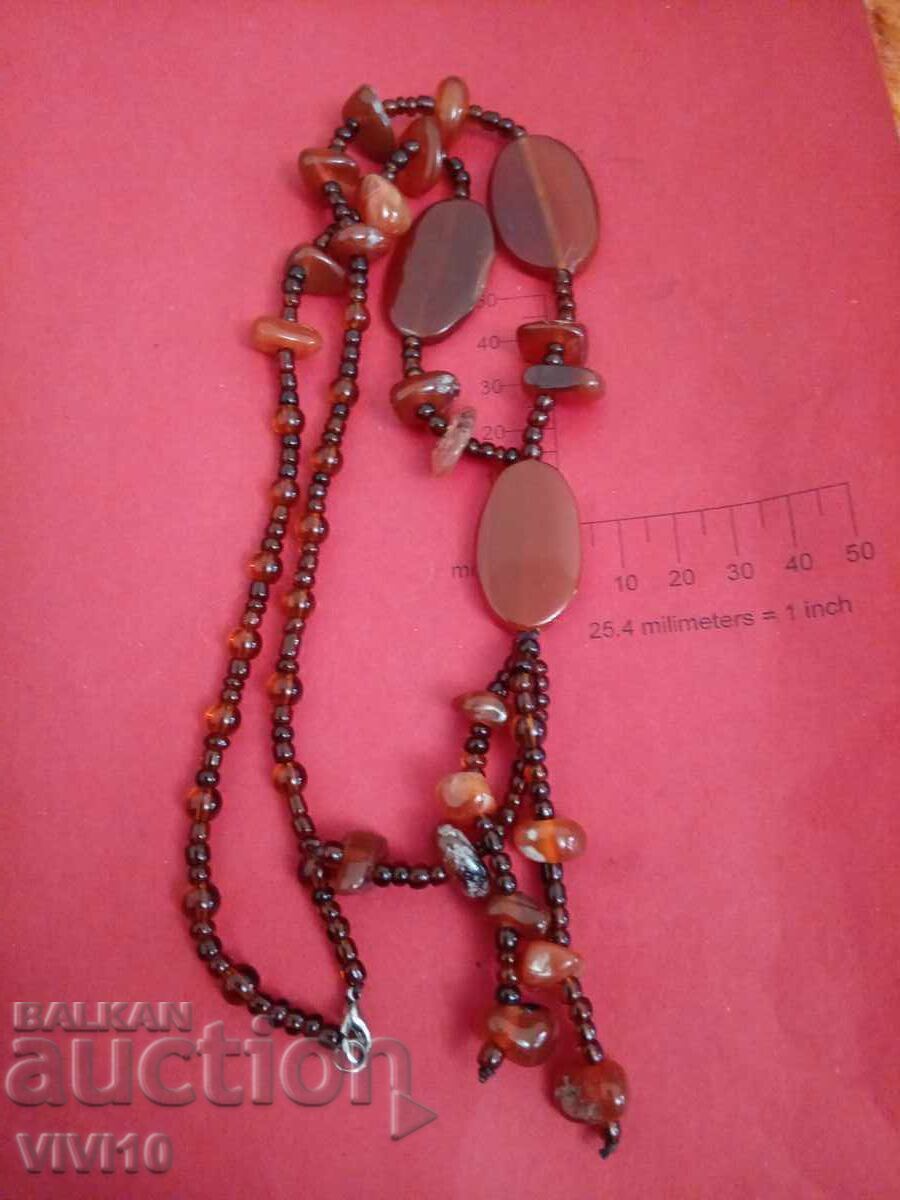Старинно колие с естествени камъни, ахат