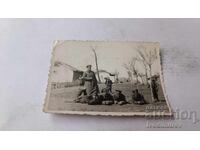 Fotografie Sredetz Cinci ofițeri pe poiană