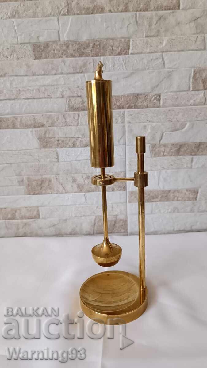 Old Ship Oil Lamp - Ilse D. Ammonsen - Denmark Old Ship Oil Lamp - Ilse D. Ammonsen - Denmark