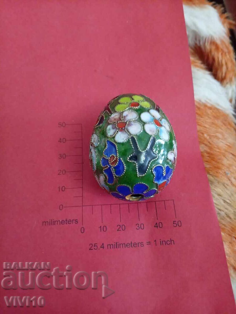 Antique egg, clazone