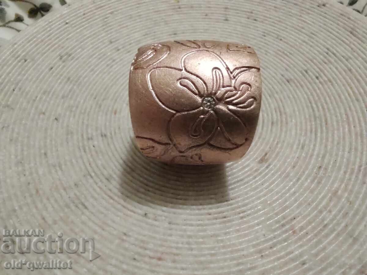 LUXURIOUS SILVER RING with Diamond FANTASTIC