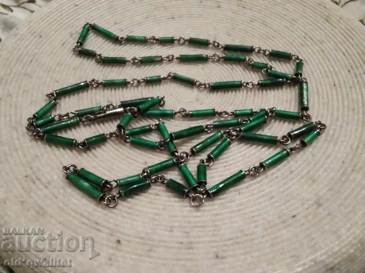 Доставка на Старо елегантно сребърно колие с емайл в зелено Доставка на Старо елегантно сребърно колие с емайл в зелено