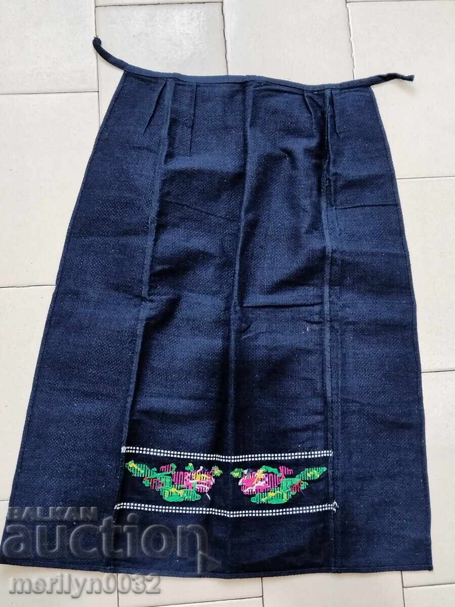 Δημοπρασία Παλιά υφαντή κεντημένη ποδιά φορεσιά, σουκμάν