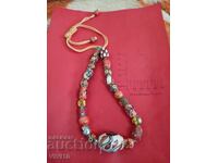 Αρχαίο κολιέ τύπου Murano