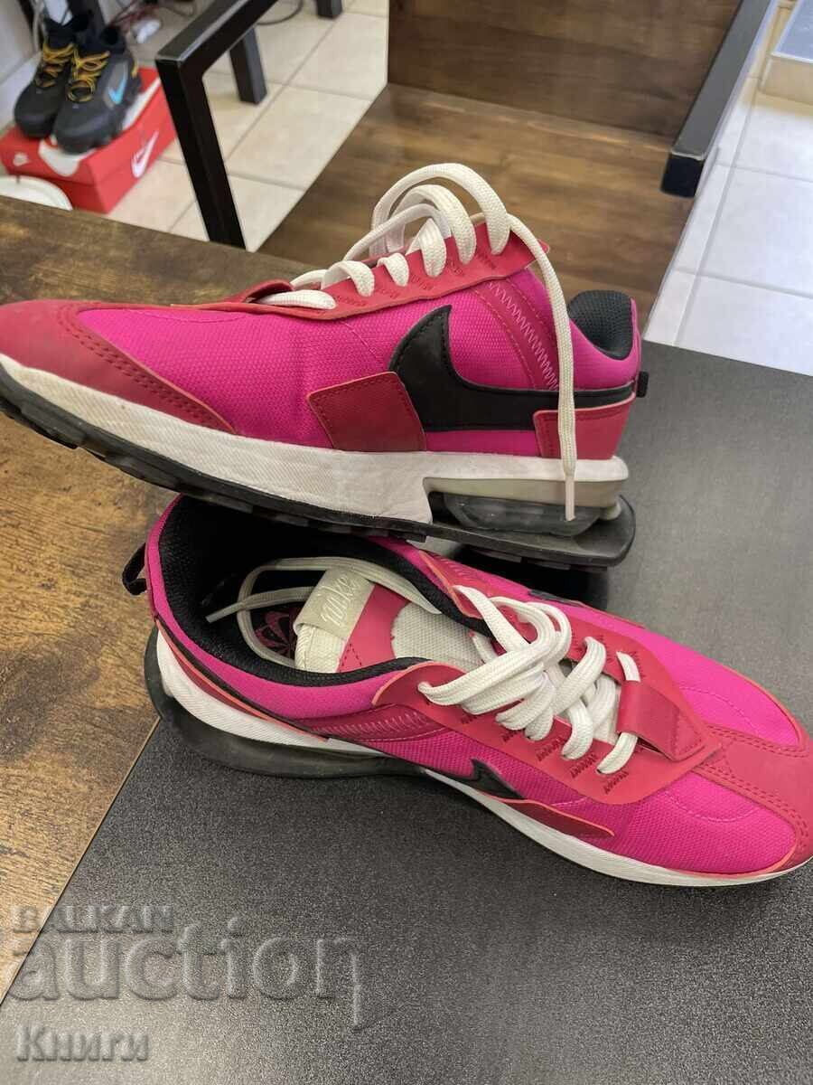 Маратонки Nike - 36.5 номер
